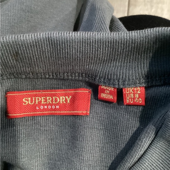 Superdry Gray Tee with Red Labels size 8 - Picture 2 of 6